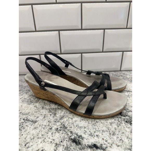Patagonia Shoes - Patagonia Black‎ Leather Wedge Sandals Strappy Thong Adjustable Women's Size 8.5